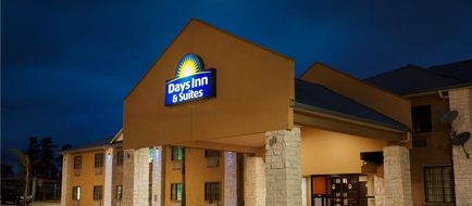 Days Inn & Suites Conroe North Exterior