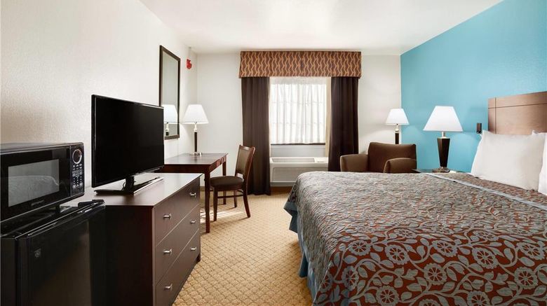 <b>Days Inn & Suites Conroe North Room</b>. Images powered by <a href="https://iceportal.shijigroup.com/" title="IcePortal" target="_blank">IcePortal</a>.