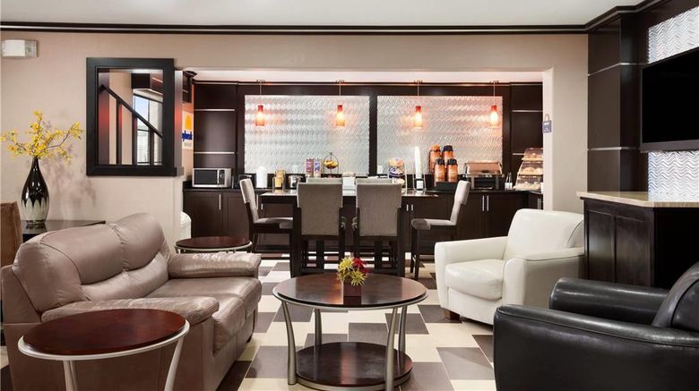 <b>Days Inn & Suites Conroe North Lobby</b>. Images powered by <a href="https://iceportal.shijigroup.com/" title="IcePortal" target="_blank">IcePortal</a>.
