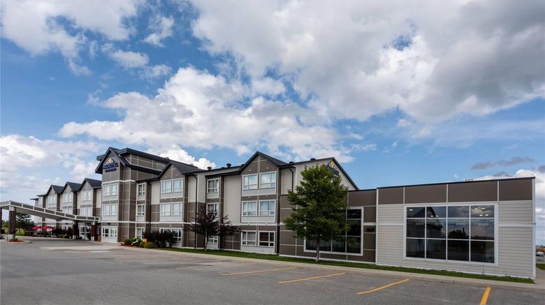 <b>Microtel Inn & Suites Timmins Exterior</b>. Images powered by <a href="https://iceportal.shijigroup.com/" title="IcePortal" target="_blank">IcePortal</a>.