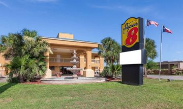 Super 8 Corpus Christi