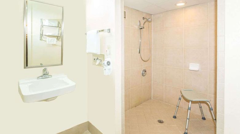 <b>Days Inn Valdosta/Near Valdosta Mall Room</b>. Images powered by <a href="https://iceportal.shijigroup.com/" title="IcePortal" target="_blank">IcePortal</a>.