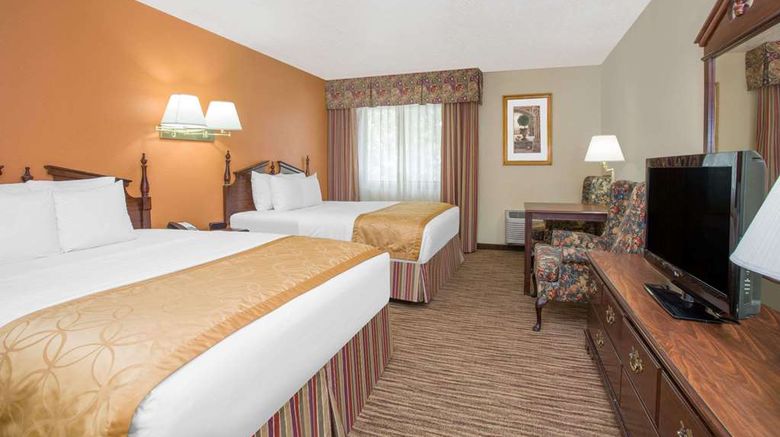 <b>Days Inn & Suites Red Rock-Gallup Room</b>. Images powered by <a href="https://iceportal.shijigroup.com/" title="IcePortal" target="_blank">IcePortal</a>.