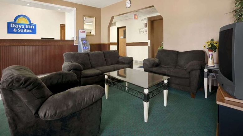 <b>Days Inn & Suites Romeoville Lobby</b>. Images powered by <a href="https://iceportal.shijigroup.com/" title="IcePortal" target="_blank">IcePortal</a>.