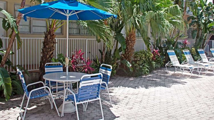 Knights Inn Hallandale Pool