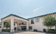 Super 8 Fort Worth South