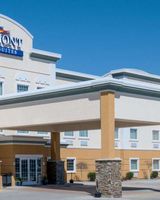 Baymont Inn & Suites Minot