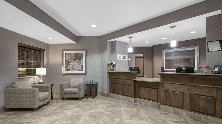 <b>Baymont Inn & Suites Minot Lobby</b>. Images powered by <a href="https://iceportal.shijigroup.com/" title="IcePortal" target="_blank">IcePortal</a>.