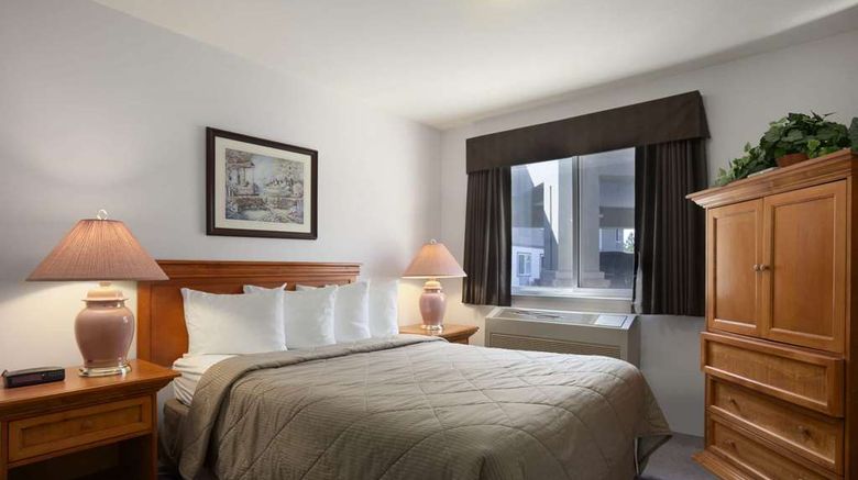 <b>Super 8 West Kelowna Suite</b>. Images powered by <a href="https://iceportal.shijigroup.com/" title="IcePortal" target="_blank">IcePortal</a>.