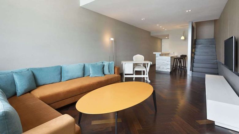 <b>Ramada Hotel and Suites Kemalpasa Izmir Suite</b>. Images powered by <a href="https://iceportal.shijigroup.com/" title="IcePortal" target="_blank">IcePortal</a>.