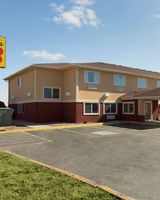 Super 8 Lees Summit