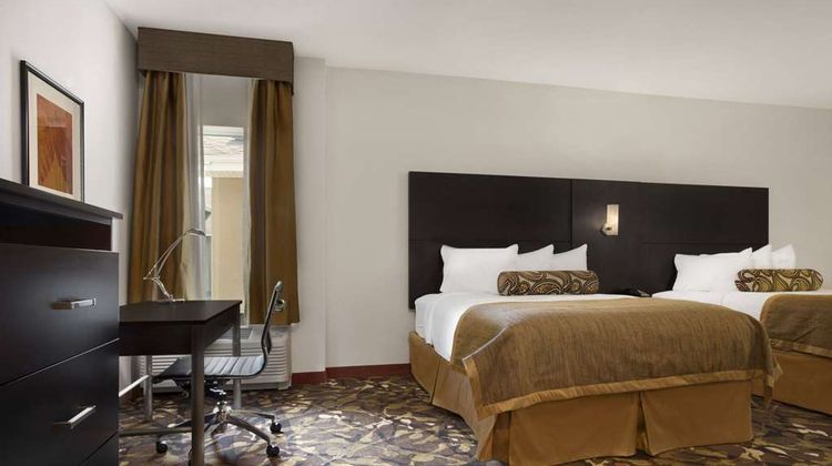Baymont Inn & Suites Hobbs Room