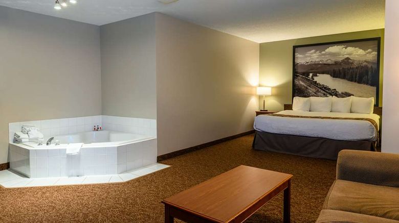 <b>Super 8 Cochrane AB-West Side Drive Suite</b>. Images powered by <a href="https://iceportal.shijigroup.com/" title="IcePortal" target="_blank">IcePortal</a>.