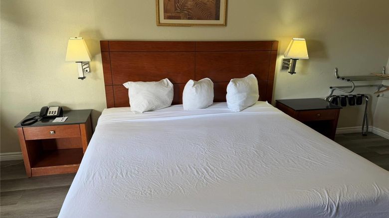 <b>Travelodge Hemet CA Room</b>. Images powered by <a href="https://iceportal.shijigroup.com/" title="IcePortal" target="_blank">IcePortal</a>.