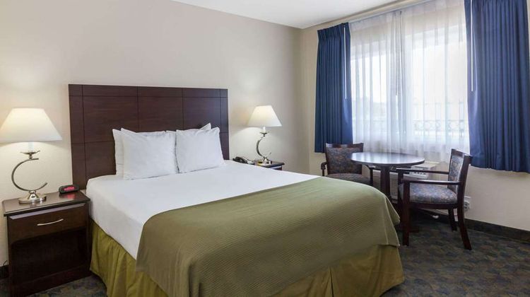 Days Inn Santa Maria Room