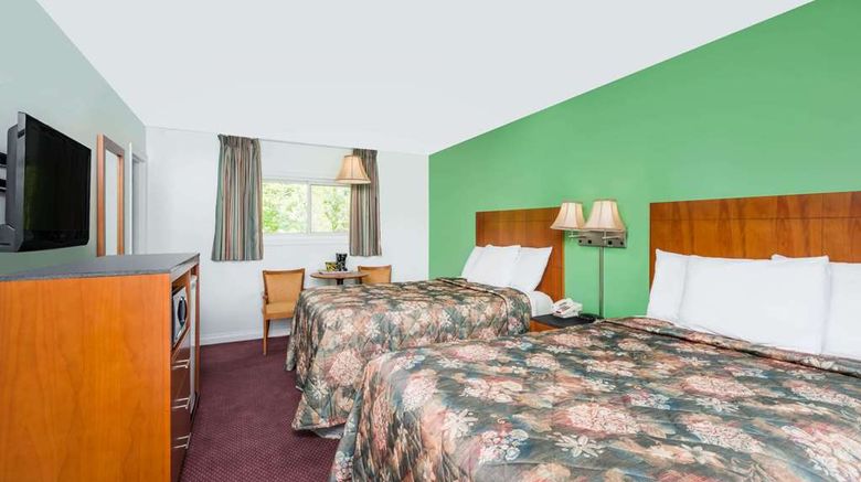 <b>Knights Inn Arnprior Room</b>. Images powered by <a href="https://iceportal.shijigroup.com/" title="IcePortal" target="_blank">IcePortal</a>.