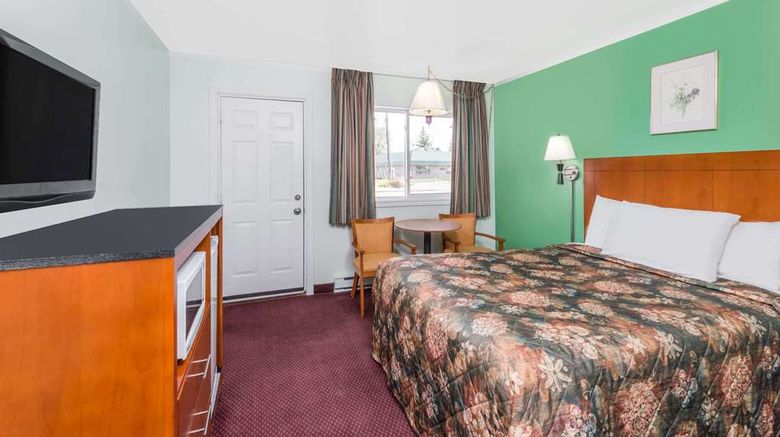 <b>Knights Inn Arnprior Room</b>. Images powered by <a href="https://iceportal.shijigroup.com/" title="IcePortal" target="_blank">IcePortal</a>.