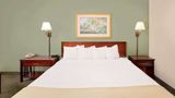 Baymont Inn & Suites Keokuk Room