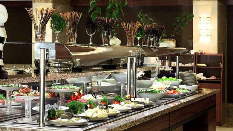 <b>Ramada Plaza Malatya Altin Kayisi Restaurant</b>. Images powered by <a href="https://iceportal.shijigroup.com/" title="IcePortal" target="_blank">IcePortal</a>.