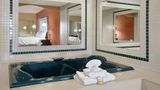 <b>Days Inn Longview South Suite</b>. Images powered by <a href="https://iceportal.shijigroup.com/" title="IcePortal" target="_blank">IcePortal</a>.