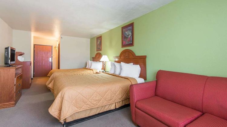 Knights Inn & Suites Gallup Suite