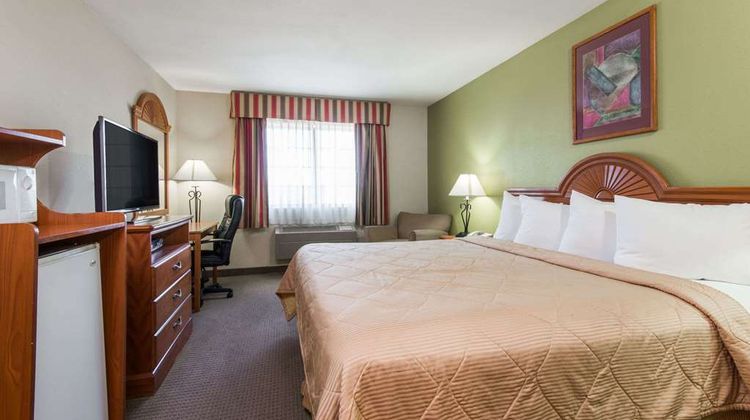 Knights Inn & Suites Gallup Room