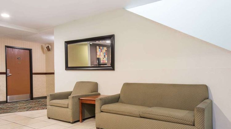 Knights Inn & Suites Gallup Lobby