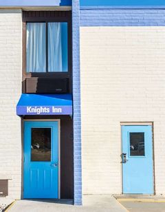 Knights Inn Dayton North