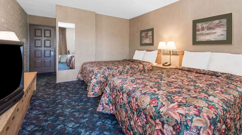 <b>Knights Inn Dayton North Room</b>. Images powered by <a href="https://iceportal.shijigroup.com/" title="IcePortal" target="_blank">IcePortal</a>.