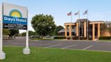Days Hotel Allentown Airport Exterior