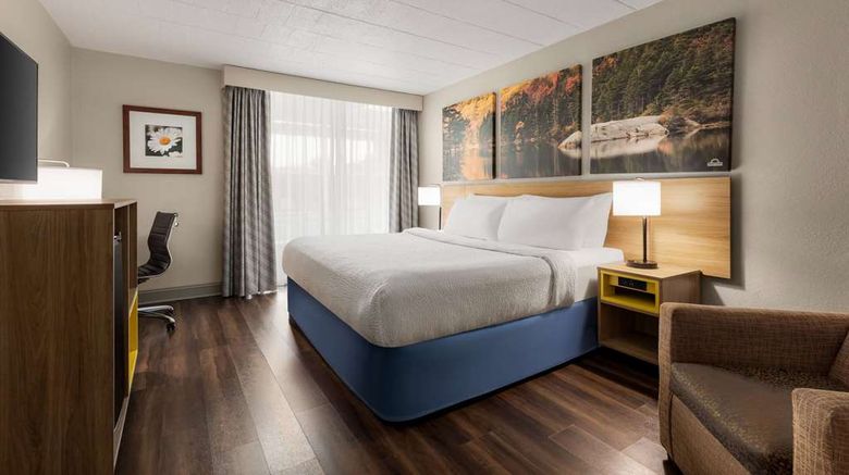 <b>Days Hotel Allentown Airport Room</b>. Images powered by <a href="https://iceportal.shijigroup.com/" title="IcePortal" target="_blank">IcePortal</a>.