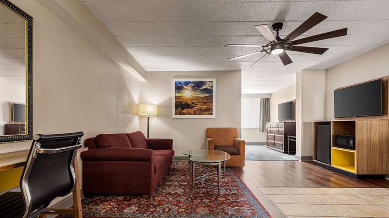 <b>Days Hotel Allentown Airport Suite</b>. Images powered by <a href="https://iceportal.shijigroup.com/" title="IcePortal" target="_blank">IcePortal</a>.