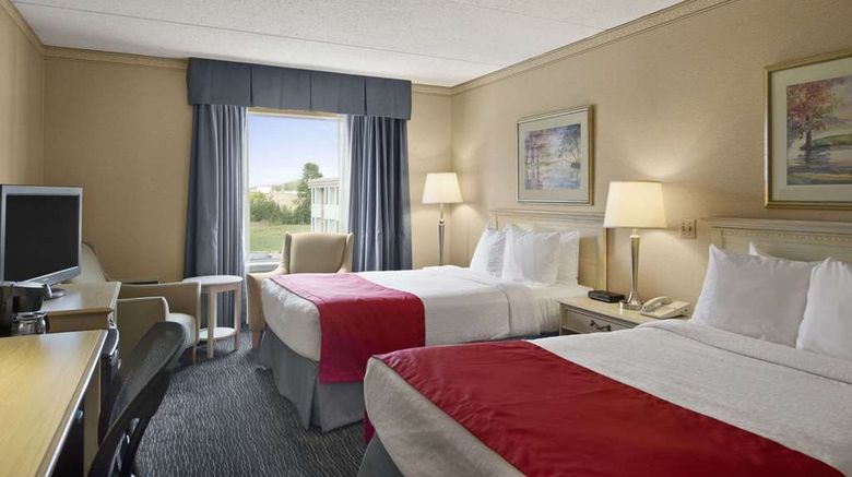 <b>Ramada Trenton Hotel Room</b>. Images powered by <a href="https://iceportal.shijigroup.com/" title="IcePortal" target="_blank">IcePortal</a>.