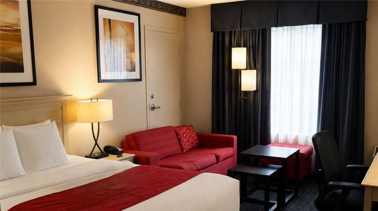 Ramada Trenton Hotel Room