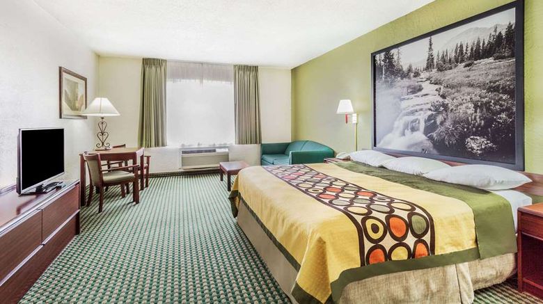 <b>Super 8 Wendover Room</b>. Images powered by <a href="https://iceportal.shijigroup.com/" title="IcePortal" target="_blank">IcePortal</a>.