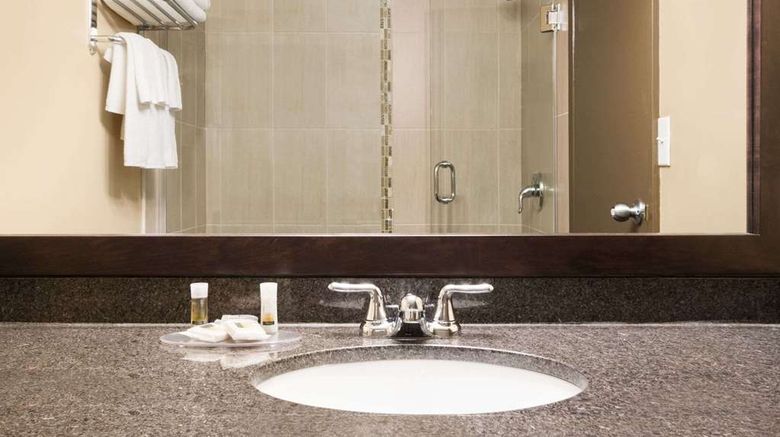 <b>Days Inn Calgary Northwest Room</b>. Images powered by <a href="https://iceportal.shijigroup.com/" title="IcePortal" target="_blank">IcePortal</a>.