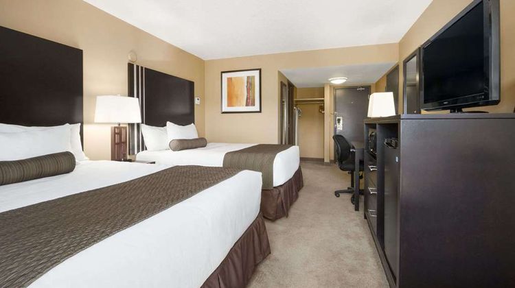 Days Inn Calgary Northwest Room
