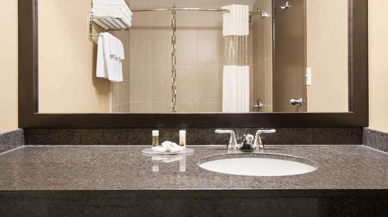 <b>Days Inn Calgary Northwest Room</b>. Images powered by <a href="https://iceportal.shijigroup.com/" title="IcePortal" target="_blank">IcePortal</a>.