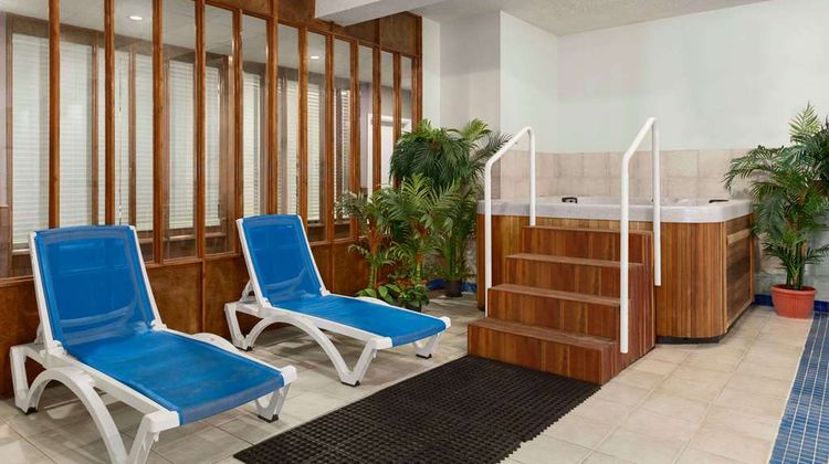 Travelodge Meadow Lake Pool