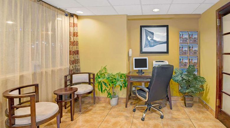 <b>Super 8 El Paso Airport Other</b>. Images powered by <a href="https://iceportal.shijigroup.com/" title="IcePortal" target="_blank">IcePortal</a>.