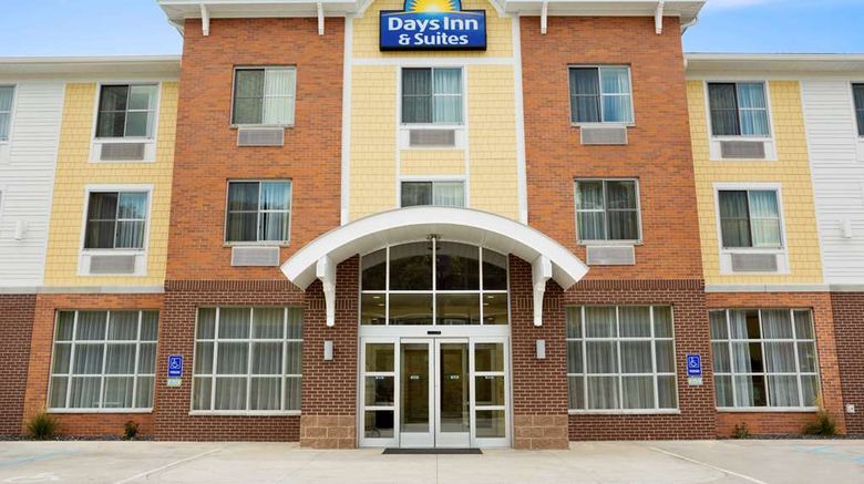 Days Inn and Suites Caldwell Exterior. Images powered by <a href="https://iceportal.shijigroup.com" target="_blank" rel="noopener">Ice Portal</a>.