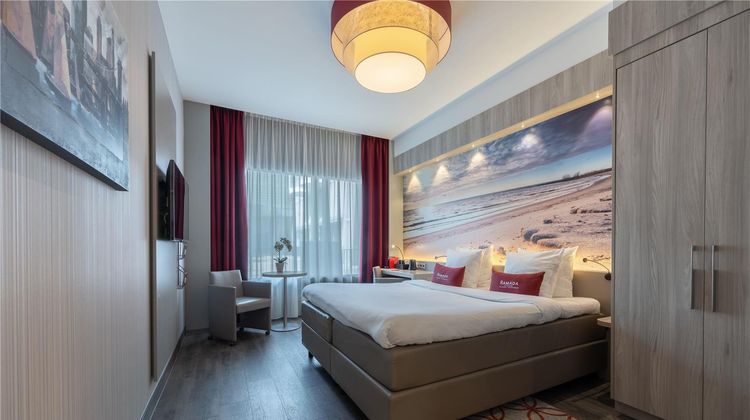 Ramada The Hague Scheveningen Room