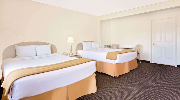 Knights Inn Page Room