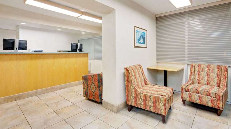Knights Inn Page Lobby