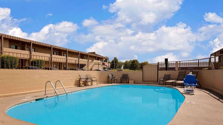 Knights Inn Page Pool