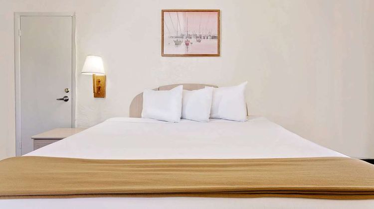 Knights Inn Page Room