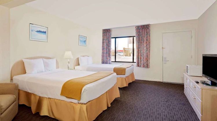 Knights Inn Page Room