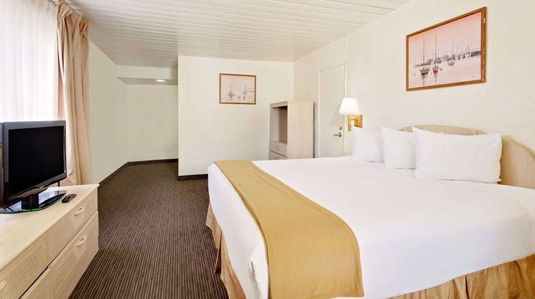 Knights Inn Page Room