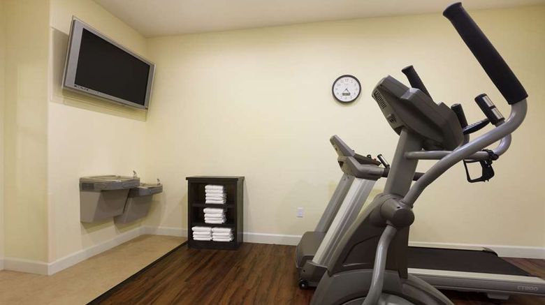 <b>Days Inn & Suites Galveston West/Seawall Health</b>. Images powered by <a href="https://iceportal.shijigroup.com/" title="IcePortal" target="_blank">IcePortal</a>.
