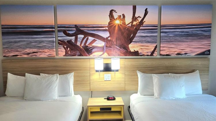 Days Inn & Suites Galveston West/Seawall Suite